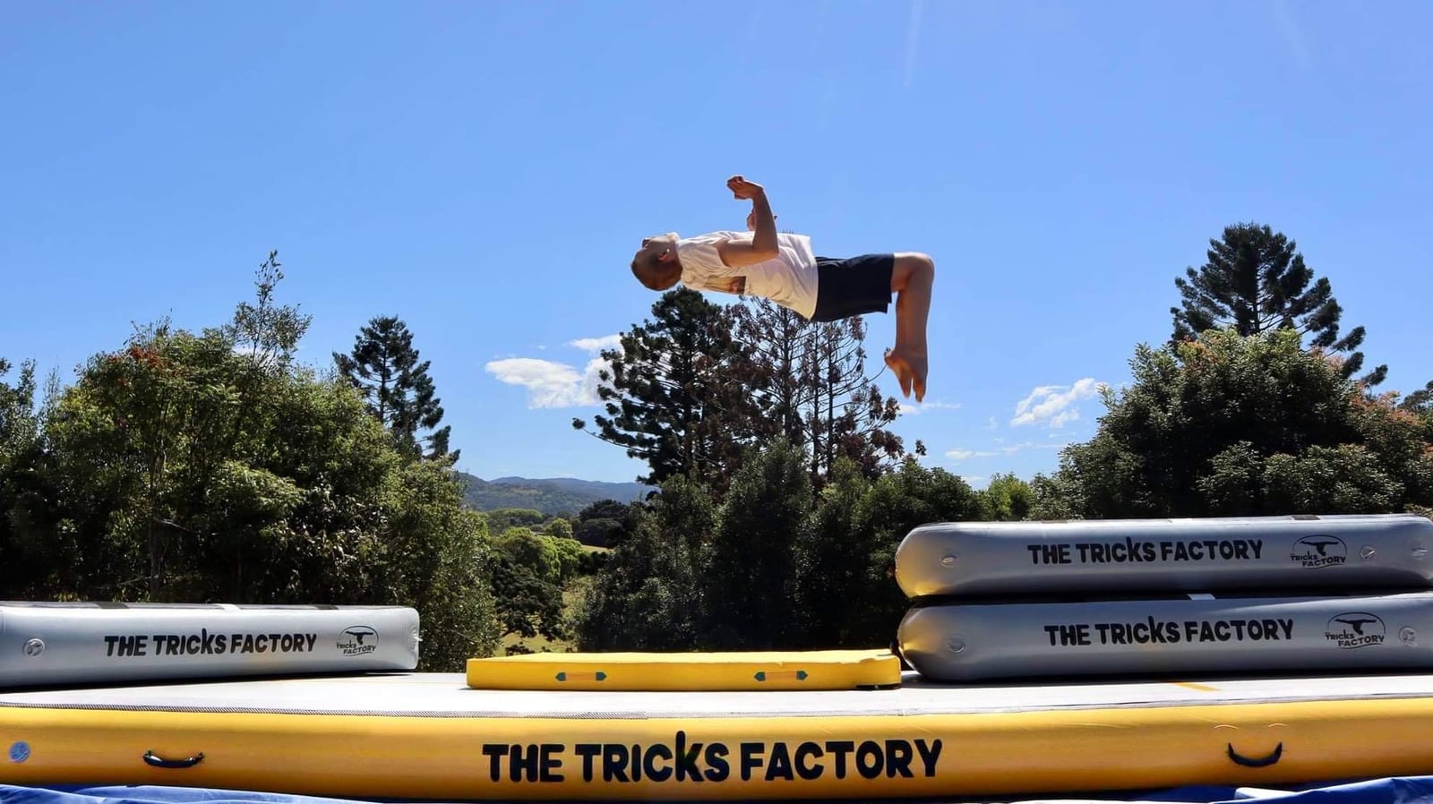 Provider image for The Tricks Factory: gymnastics